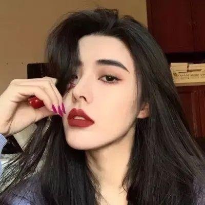 满月之下请相爱